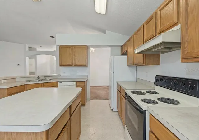 Photo 4 of Single family home for sale at 6349 Ashfield Pl, Wesley Chapel, FL 33545 | MLS# TB8561730 | Listing updated on 2026-10-28