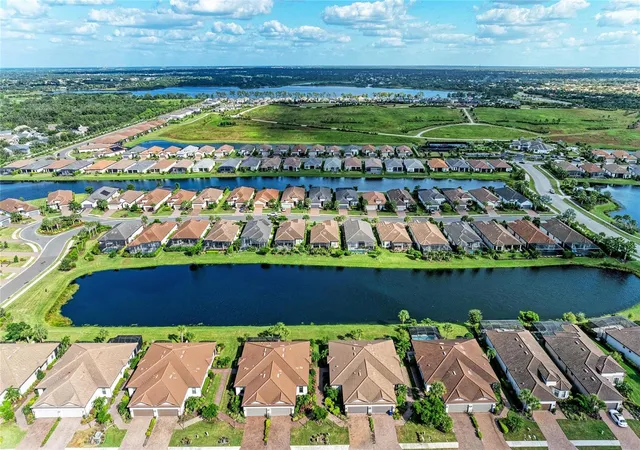 Photo 2 of Single family home for sale at 6261 Mesa Glen, Bradenton, FL 34203 | MLS# A4710927 | Listing updated on 2026-10-29