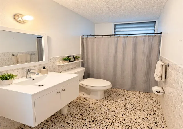 Photo 4 of Townhouse for sale at 22 East 14, Luquillo, PR 00773 | MLS# PR9125273 | Listing updated on 2026-10-28