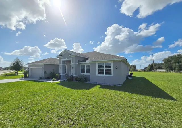 Photo 2 of Single family home for sale at 837 Liam Ln, Bartow, FL 33830 | MLS# S5160236 | Listing updated on 2026-10-28
