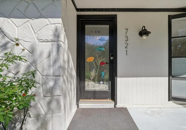 Photo 4 of Single family home for sale at 7321 Canal Blvd, Tampa, FL 33615 | MLS# TB8561738 | Listing updated on 2026-10-28