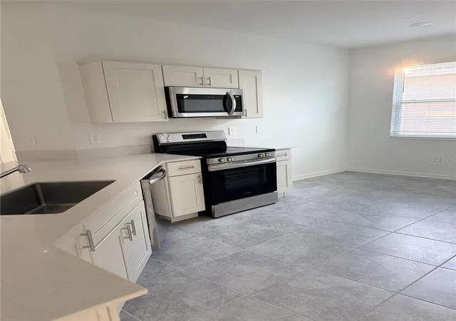 Photo 4 of Single family home for sale at 1281 Deepwater Cir, Eagle Lake, FL 33839 | MLS# S5160237 | Listing updated on 2026-10-28
