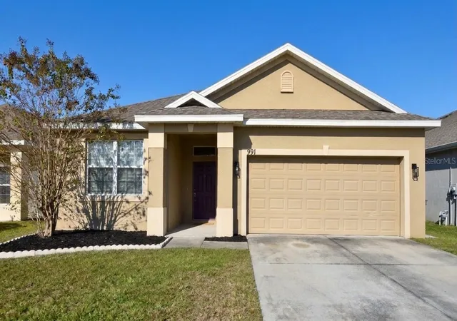 Single family home for sale at 991 Krenson Woods Rd, LAKELAND, FL 33813 | MLS# L4966055