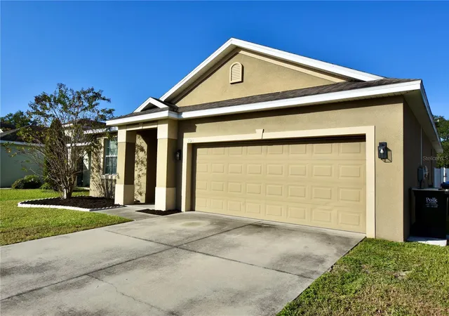 Photo 2 of Single family home for sale at 991 Krenson Woods Rd, Lakeland, FL 33813 | MLS# L4966055 | Listing updated on 2026-10-29