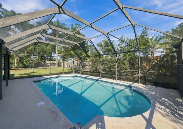 Photo 3 of Single family home for sale at 16611 Round Oak Dr, Tampa, FL 33618 | MLS# TB8561768 | Listing updated on 2026-10-30