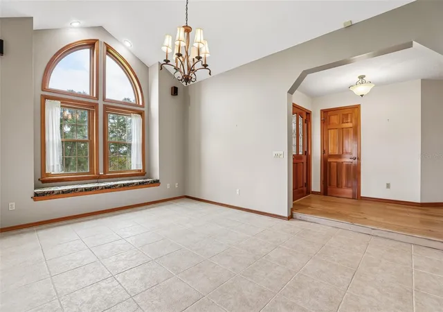 Photo 4 of Single family home for sale at 7273 Chesterhill Cir, Mount Dora, FL 32757 | MLS# O6452966 | Listing updated on 2026-10-30