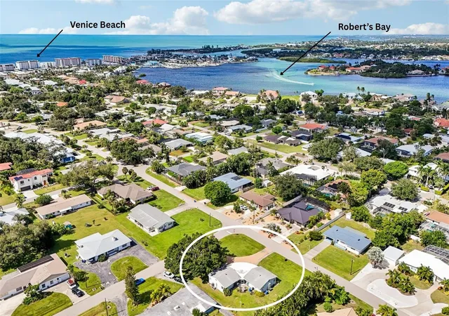 Photo 1 of House for sale at 320 Parkside Dr, Venice, FL 34285 | MLS# A4710945 | Listing updated on 2026-10-29