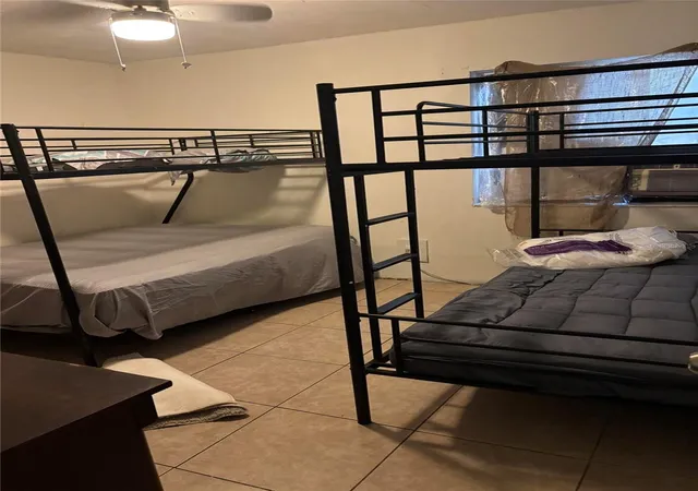 Photo 2 of House for sale at 4307 Continental Blvd, Orlando, FL 32808 | MLS# O6452972 | Listing updated on 2026-10-28