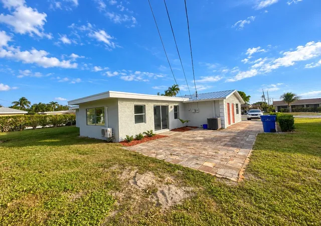 Photo 2 of Single family home for sale at 320 W 21st Street, Riviera Beach, FL 33404 | MLS# TB8561790 | Listing updated on 2026-10-28