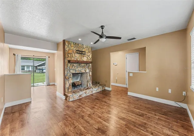 Photo 2 of Single family home for sale at 244 Jenny Way, Lakeland, FL 33809 | MLS# L4966056 | Listing updated on 2026-10-29