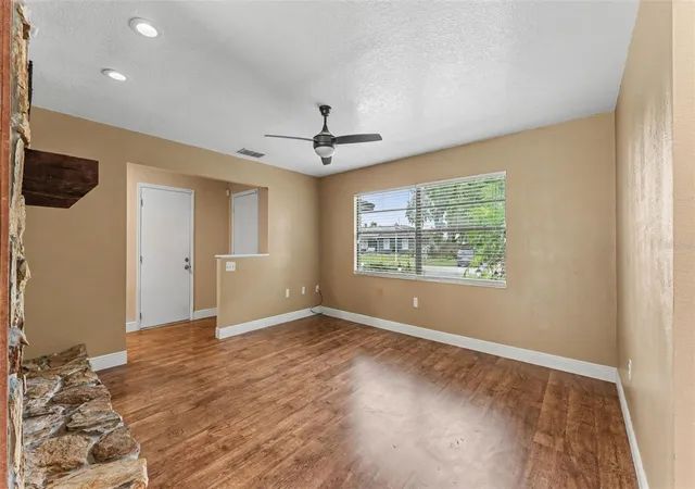 Photo 3 of Single family home for sale at 244 Jenny Way, Lakeland, FL 33809 | MLS# L4966056 | Listing updated on 2026-10-29