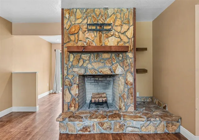 Photo 4 of Single family home for sale at 244 Jenny Way, Lakeland, FL 33809 | MLS# L4966056 | Listing updated on 2026-10-29