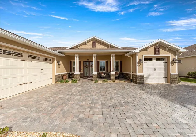 Photo 2 of Single family home for sale at 8126 Sw 92nd Circle, Ocala, FL 34481 | MLS# OM734742 | Listing updated on 2026-10-28
