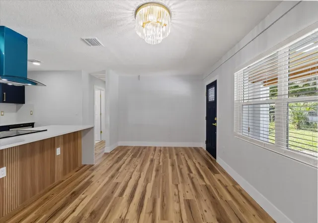 Photo 4 of Single family home for sale at 1621 N Washington Ave, Clearwater, FL 33755 | MLS# TB8561807 | Listing updated on 2026-10-28