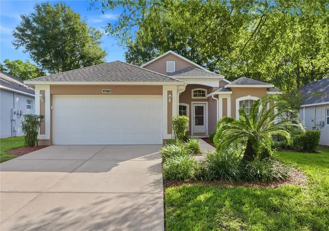 Single family home for sale at 3675 Eversholt St, CLERMONT, FL 34711 | MLS# G5119511