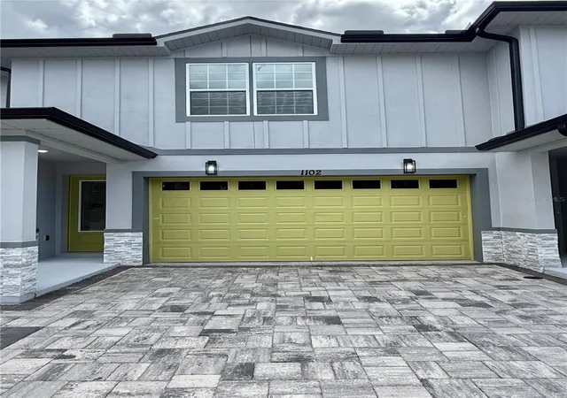 Photo 4 of Townhouse for sale at 1102 June St, Kissimmee, FL 34741 | MLS# S5160261 | Listing updated on 2026-10-28