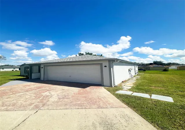 Photo 2 of Single family home for sale at 1921 Drum Dr, Kissimmee, FL 34759 | MLS# S5160262 | Listing updated on 2026-10-30