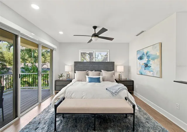 Photo 3 of Single family home for sale at 3913 W Barcelona St, Tampa, FL 33629 | MLS# TB8561824 | Listing updated on 2026-10-28