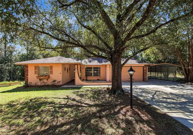 Single family home for sale at 1414 W Evergreen Dr, Citrus Springs, FL 34434 | MLS# OM734746 | Listing updated on 2026-10-28