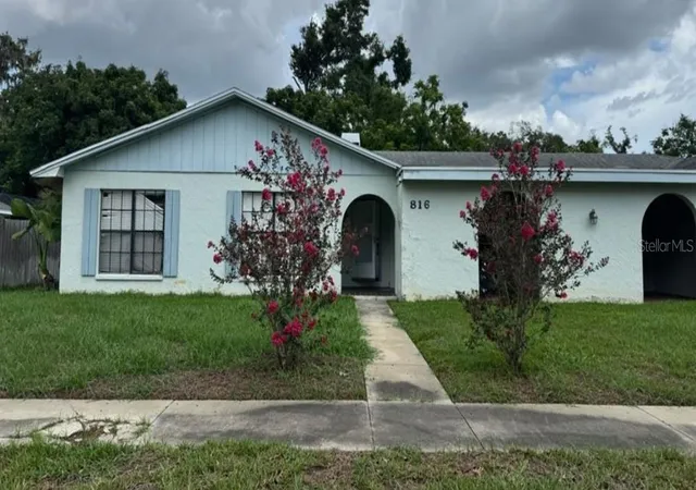 Single family home for sale at 816 Childers Loop, BRANDON, FL 33511 | MLS# TB8561835