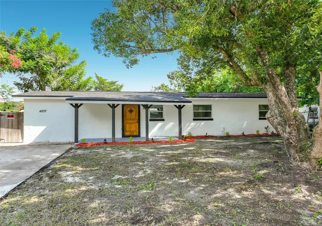 Photo 1 of Single family home for sale at 4207 Seybold Ave, Orlando, FL 32808 | MLS# O6453008 | Listing updated on 2026-10-29