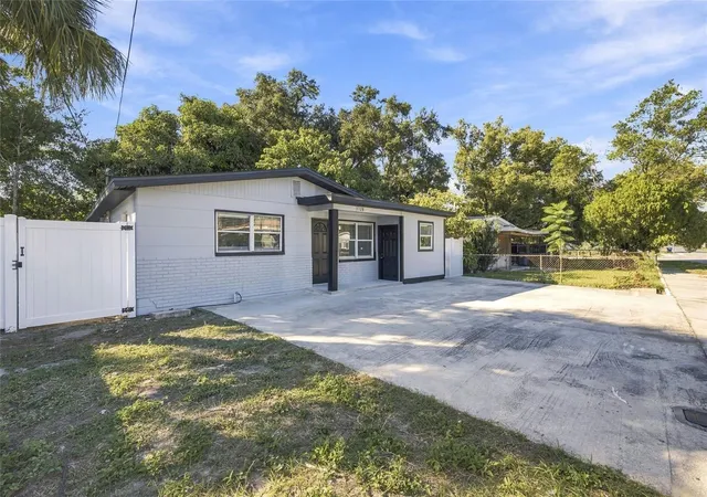 Photo 3 of Single family home for sale at 3720 N Garrison St, Tampa, FL 33619 | MLS# TB8561838 | Listing updated on 2026-10-28