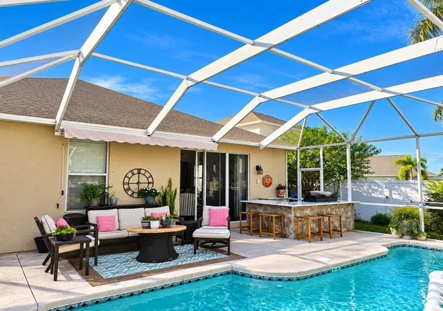 Photo 1 of Single family home for sale at 417 Stone Briar Dr, Ruskin, FL 33570 | MLS# TB8561841 | Listing updated on 2026-10-28