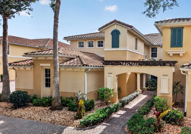 Photo 2 of Condo for sale at 1360 Emerald Dunes Dr, Sun City Center, FL 33573 | MLS# TB8561845 | Listing updated on 2026-10-28