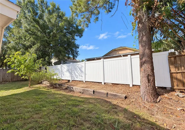 Photo 16 of Single family home for sale at 7606 Leon Ave, TEMPLE TERRACE, FL 33637 | MLS# O6453012 | Listing updated on 2026-10-28