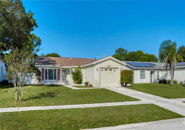 Photo 1 of Single family home for sale at 3266 Pine Hvn Dr, Clearwater, FL 33761 | MLS# TB8561856 | Listing updated on 2026-10-29