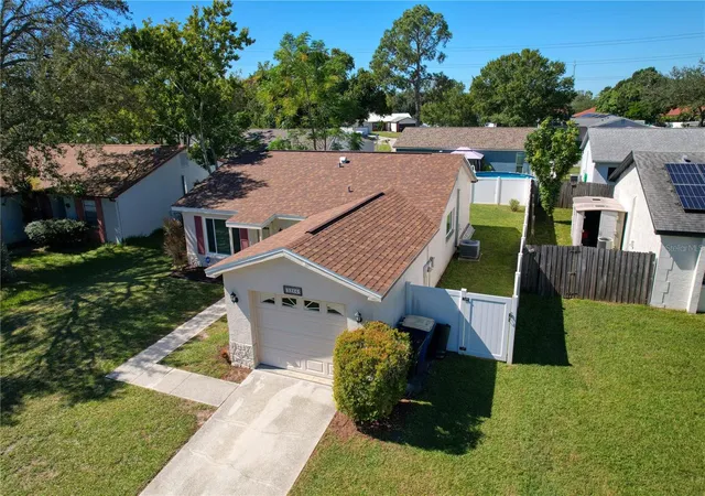 Photo 2 of Single family home for sale at 3266 Pine Hvn Dr, Clearwater, FL 33761 | MLS# TB8561856 | Listing updated on 2026-10-29