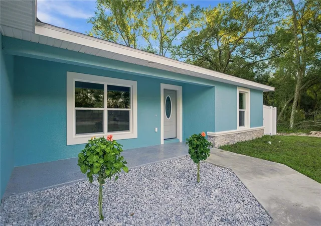 Photo 3 of Single family home for sale at 14375 SE 36th Court, Summerfield, FL 34491 | MLS# OM734749 | Listing updated on 2026-10-27