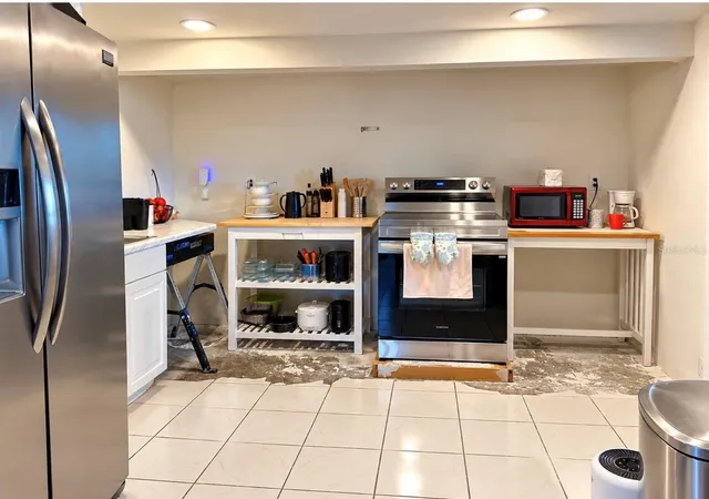 Photo 2 of Single family home for sale at 2234 Rutlege Ave, Orlando, FL 32817 | MLS# S5160275 | Listing updated on 2026-10-29