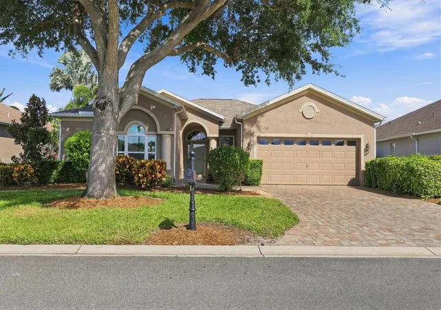 Single family home for sale at 5509 52nd Avenue W, BRADENTON, FL 34210 | MLS# A4710964