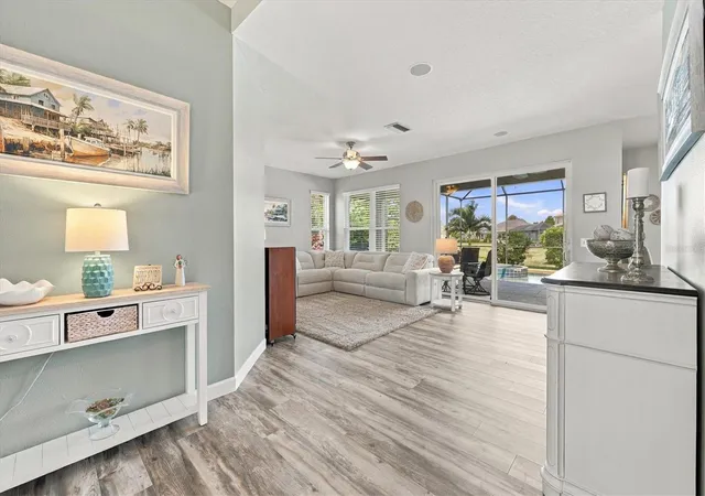 Photo 1 of Single family home for sale at 5509 52nd Avenue W, Bradenton, FL 34210 | MLS# A4710964 | Listing updated on 2026-10-29