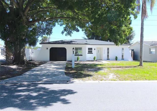 Single family home for sale at 30205 69th Street N, CLEARWATER, FL 33761 | MLS# TB8561874