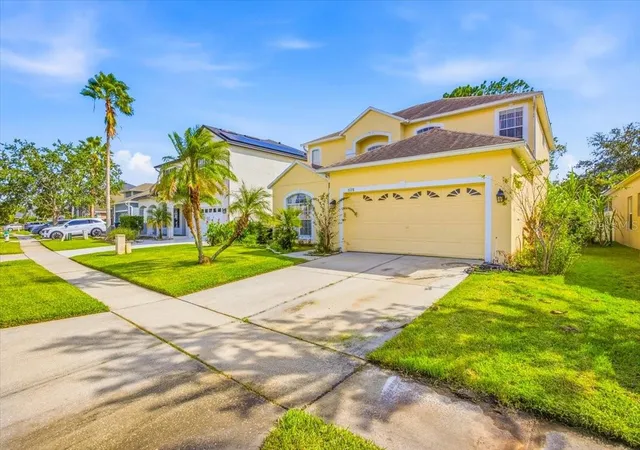 Photo 2 of Single family home for sale at 13728 Hidden Forest Cir, Orlando, FL 32828 | MLS# O6453029 | Listing updated on 2026-10-28