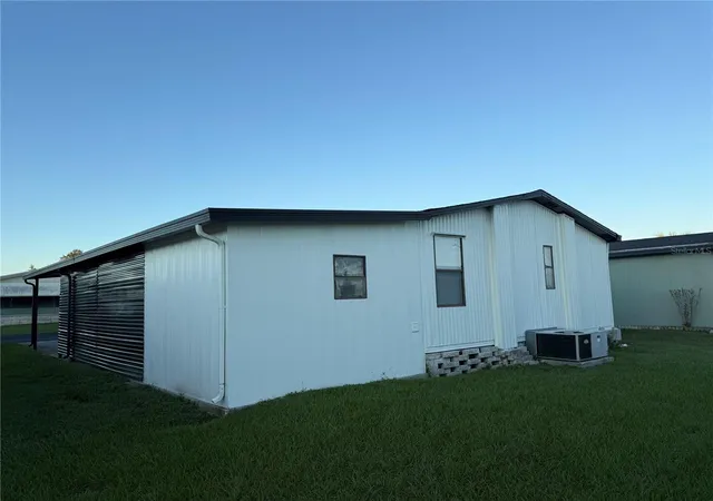 Photo 2 of Manufactured home for sale at 37542 Pinata Ave, Zephyrhills, FL 33541 | MLS# TB8561879 | Listing updated on 2026-10-28