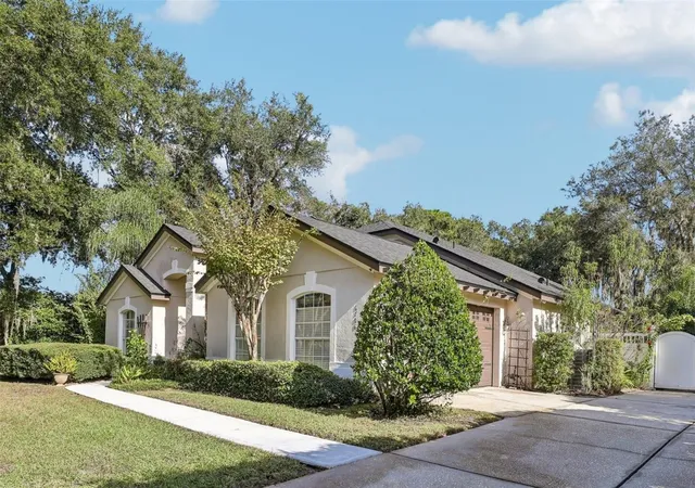 Photo 2 of Single family home for sale at 6706 Bell Glade Pl, Sanford, FL 32771 | MLS# O6453032 | Listing updated on 2026-10-29