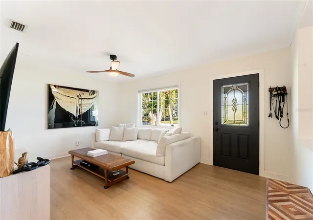 Photo 4 of Single family home for sale at 214 39th Avenue NE, Saint Petersburg, FL 33703 | MLS# TB8561887 | Listing updated on 2026-10-29