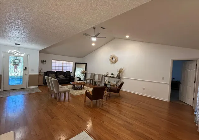 Photo 2 of Single family home for sale at 32 Westlawn Pl, Palm Coast, FL 32164 | MLS# FC322385 | Listing updated on 2026-10-28