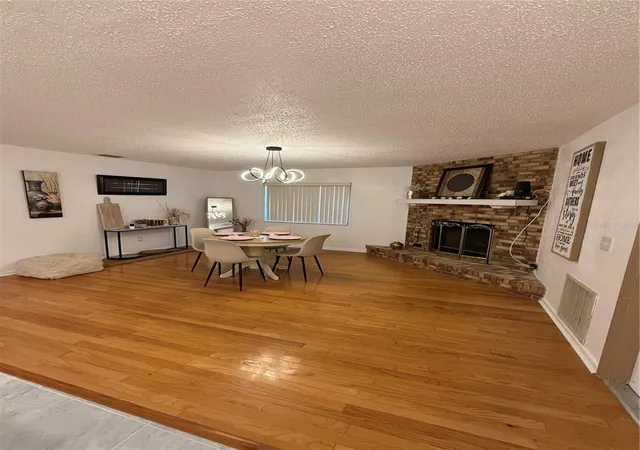 Photo 3 of Single family home for sale at 32 Westlawn Pl, Palm Coast, FL 32164 | MLS# FC322385 | Listing updated on 2026-10-28