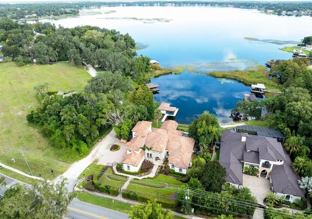 Single family home for sale at 703 E 6th Avenue, WINDERMERE, FL 34786 | MLS# O6453037