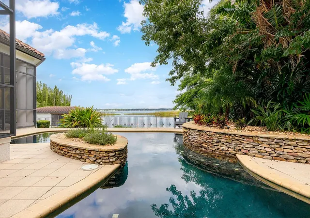 Photo 2 of Single family home for sale at 703 E 6th Avenue, Windermere, FL 34786 | MLS# O6453037 | Listing updated on 2026-10-29