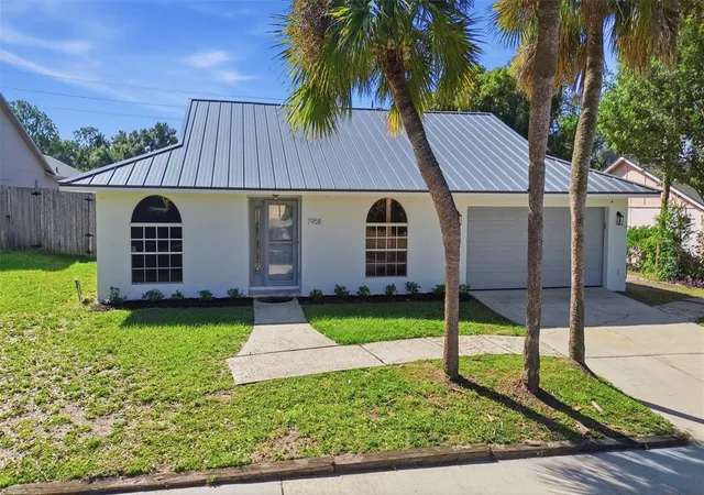 Single family home for sale at 7958 Glen Abbey Cir, ORLANDO, FL 32819 | MLS# O6453043