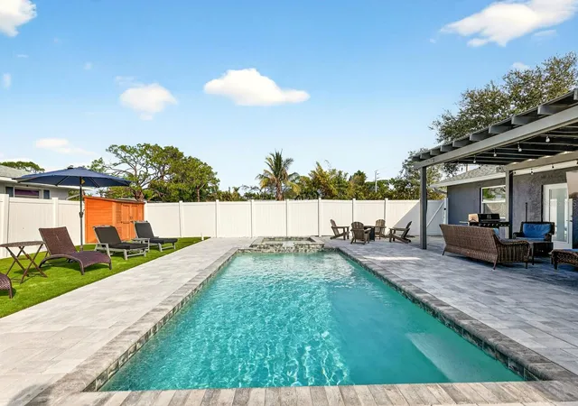 Photo 2 of Single family home for sale at 1100 51st Street W, Bradenton, FL 34209 | MLS# A4710976 | Listing updated on 2026-10-29