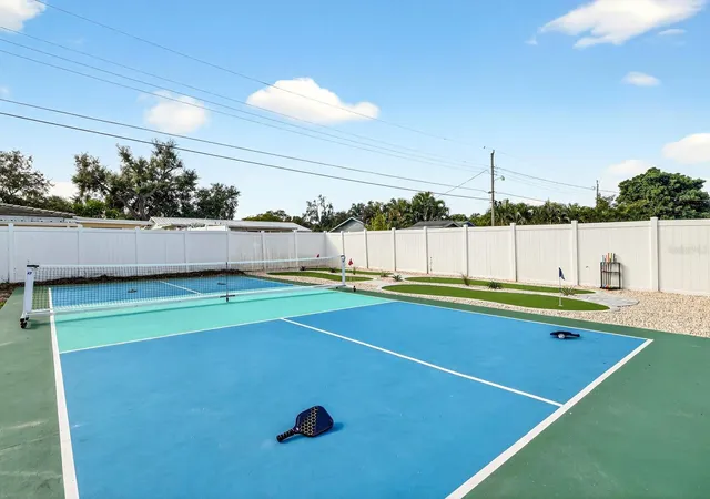 Photo 4 of Single family home for sale at 1100 51st Street W, Bradenton, FL 34209 | MLS# A4710976 | Listing updated on 2026-10-29