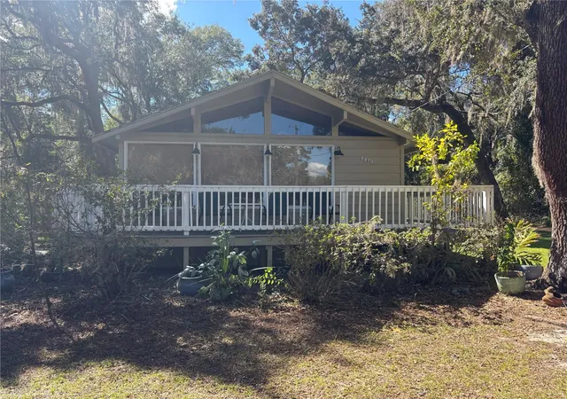 Photo 1 of Single family home for sale at 5870 SE 166th Court, Ocklawaha, FL 32179 | MLS# OM734760 | Listing updated on 2026-10-28