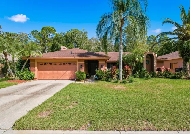 Photo 1 of Single family home for sale at 537 Centerwood Dr, Tarpon Springs, FL 34688 | MLS# TB8561898 | Listing updated on 2026-10-29
