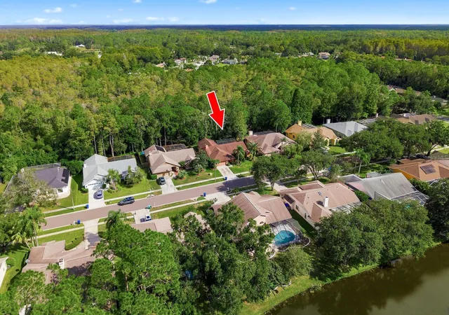 Photo 1 of Single family home for sale at 537 Centerwood Dr, Tarpon Springs, FL 34688 | MLS# TB8561898 | Listing updated on 2026-10-29
